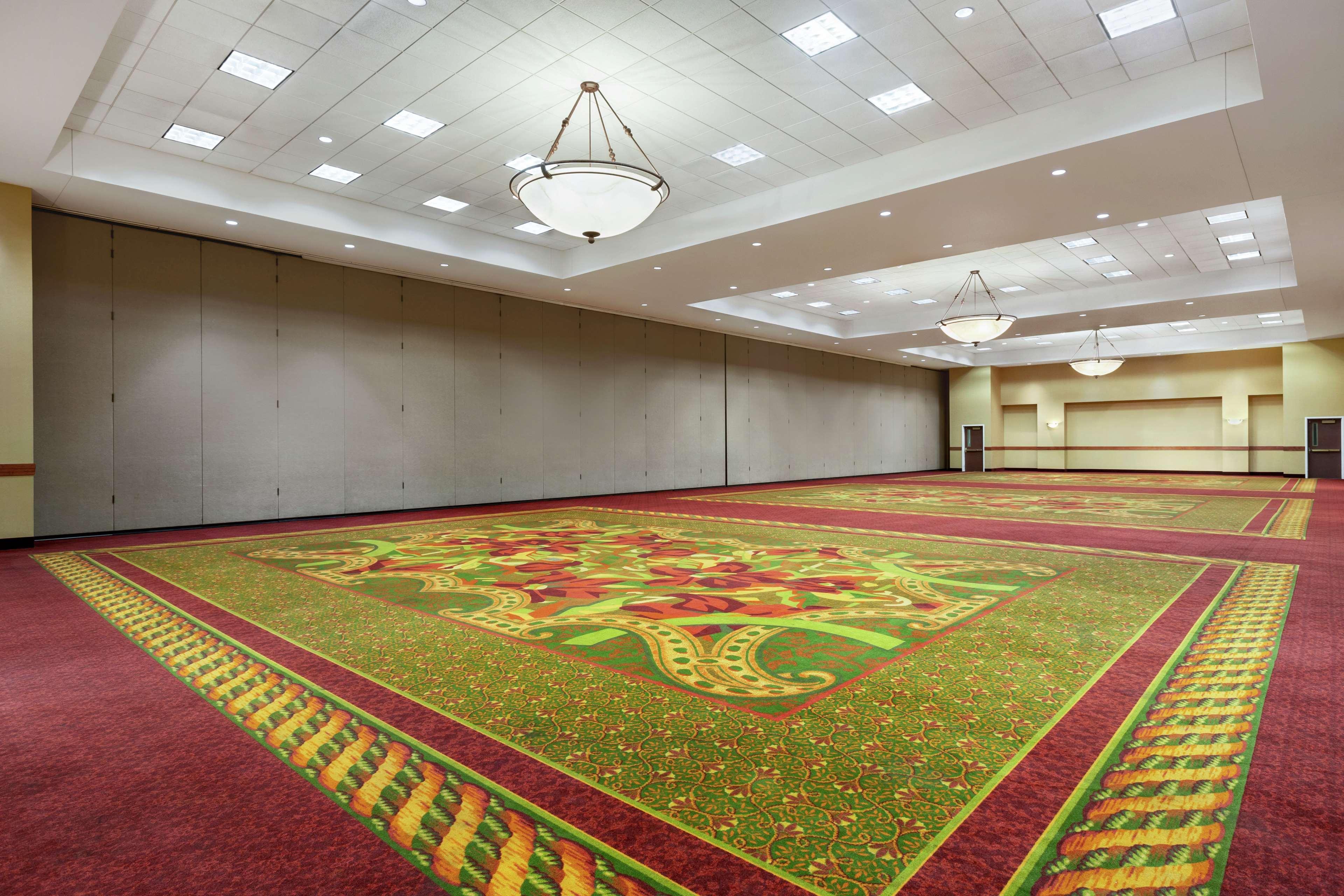 Hampton & Dallas-mesquite Hotel 3*