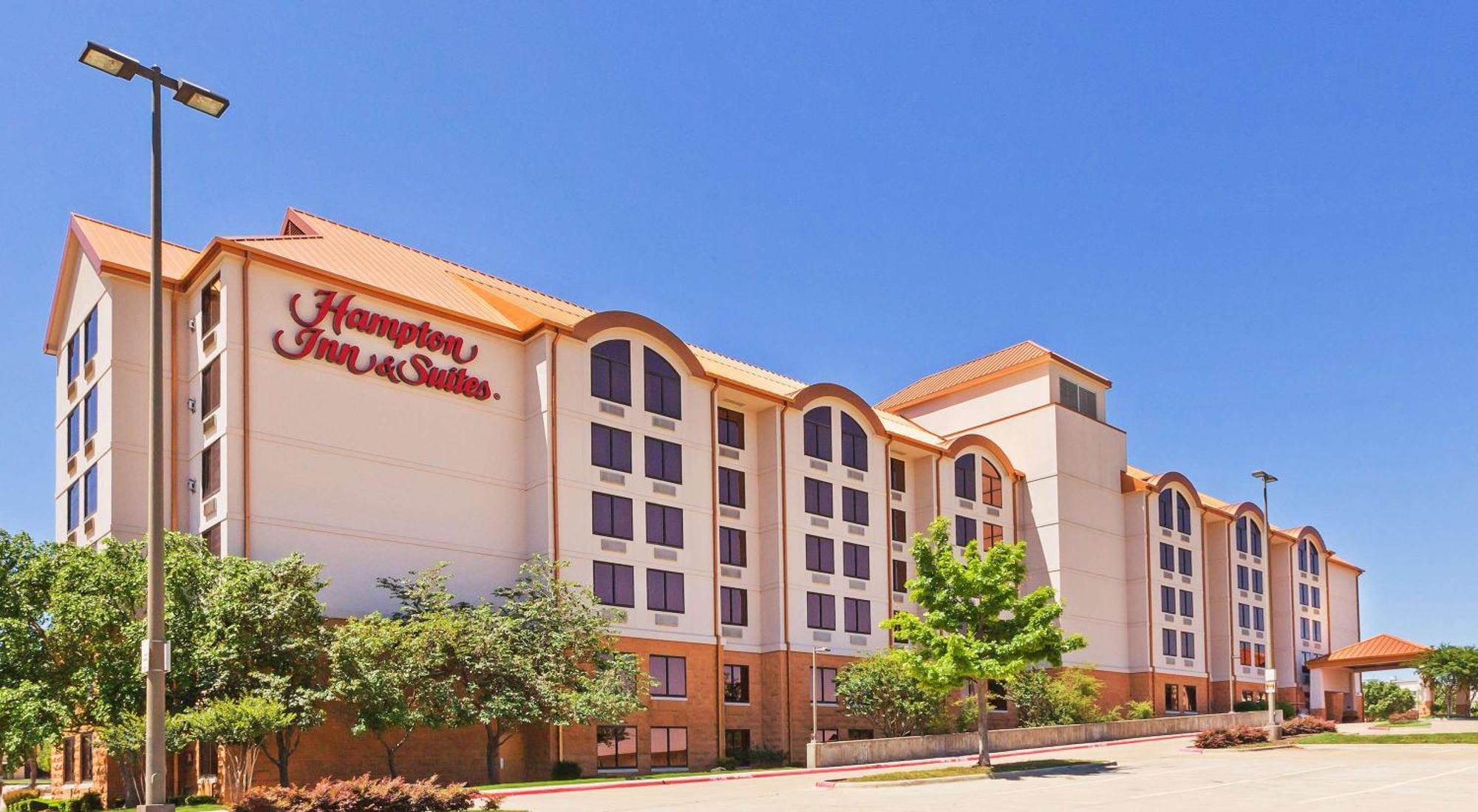Hampton & Dallas-mesquite Hotel 3*